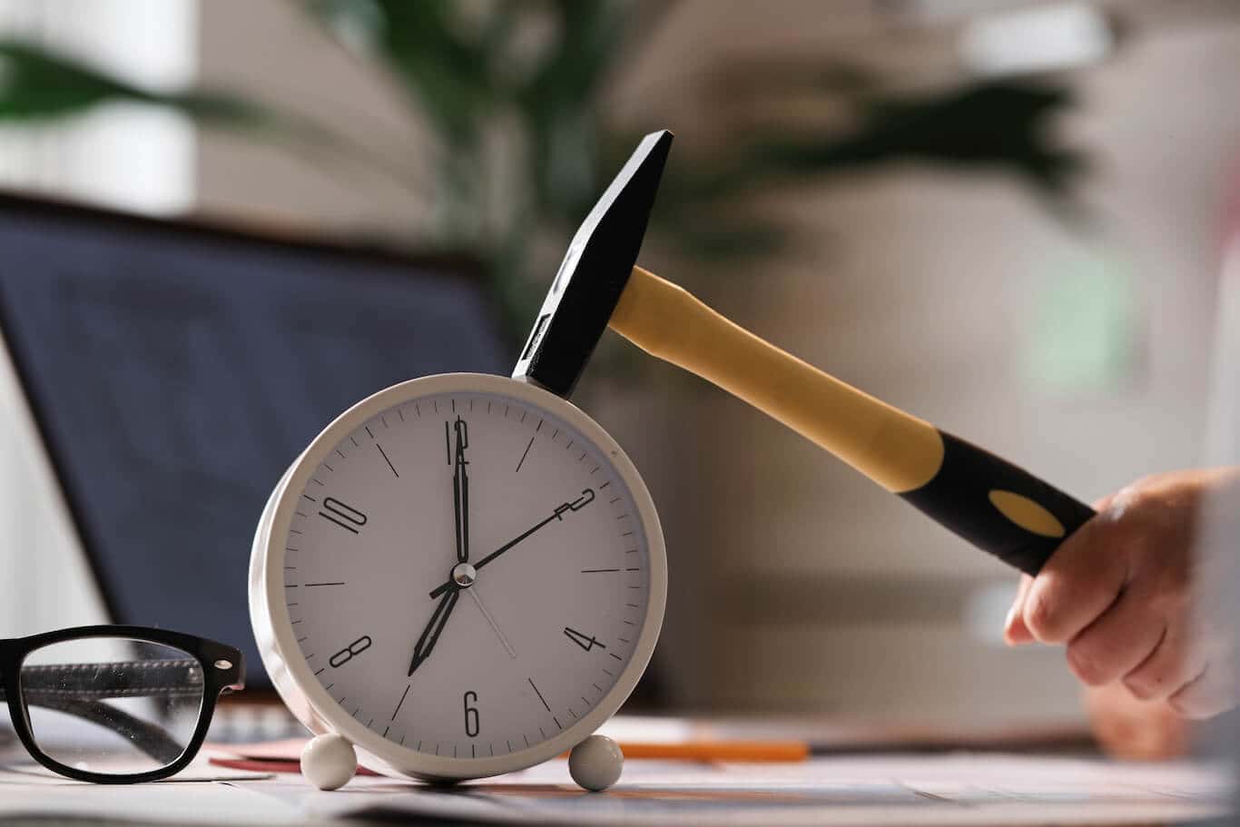 The 5-hour working day - the revolution of the working time model?